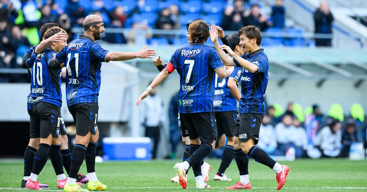 意媒：那不勒斯、米兰、曼城、巴萨关注乌迪内斯中场阿蒂尔